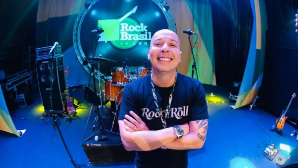 Peck Mecenas é fundador da PECK, produtora responsável por eventos como o Festival de Inverno Rio e o Clássicos do Brasil.