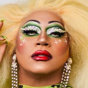 Foto da DJ e drag Ravena Creole