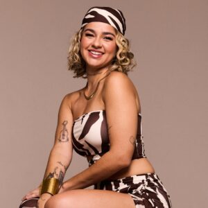 Foto da cantora Karenzinha