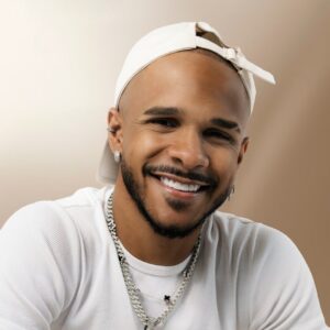 Foto do cantor Fabinho