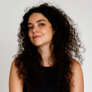 Foto da cantora Emily Borghetti